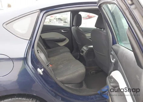 2015 Dodge Dart Sxt z USA, uszkodzony, nr VIN 1C3CDFBB5FD141199